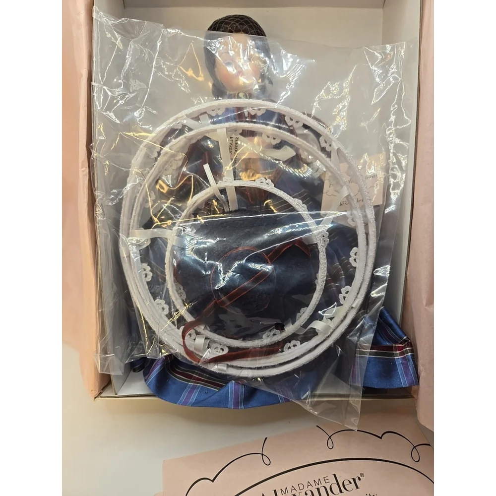 Rare LE Madame Alexander Louisa May Alcott 47030 8' Doll W/Box ,COA 439 Of‎ 500
